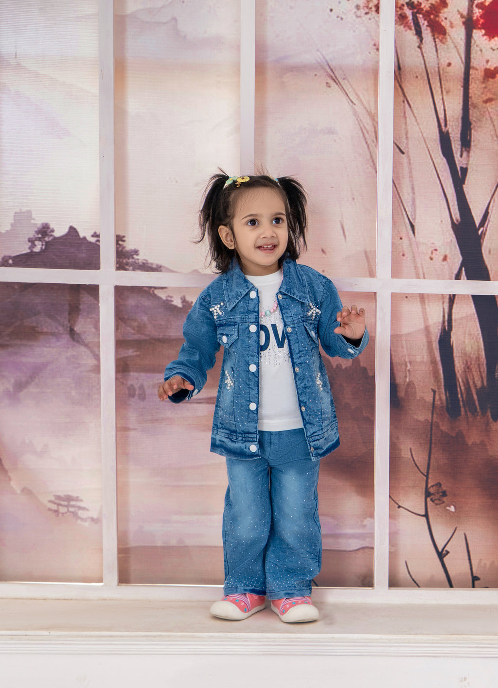 Girls’ Denim Jacket, T-Shirt & Trouser Set – LOVE Print
